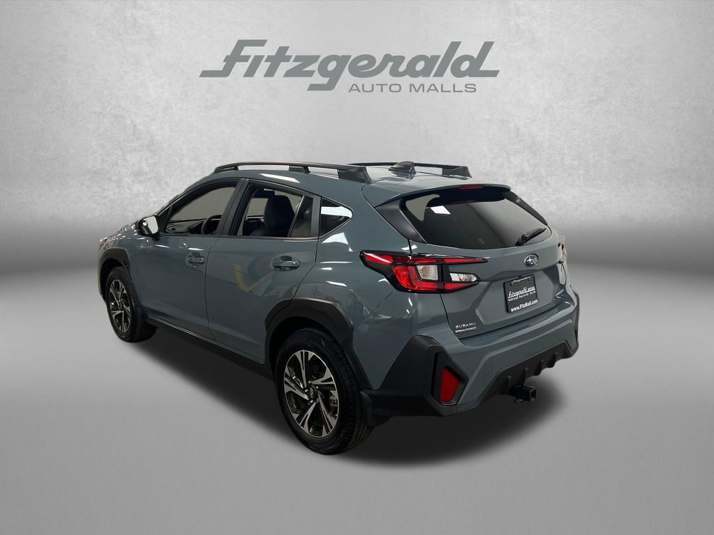 Used 2024 Subaru Crosstrek 2.0i Premium AWD/4WD image 3