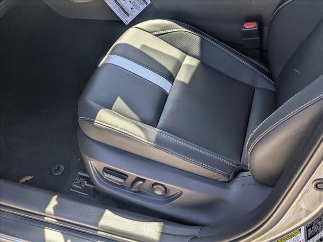 New 2026 Toyota Camry SE FWD image 4