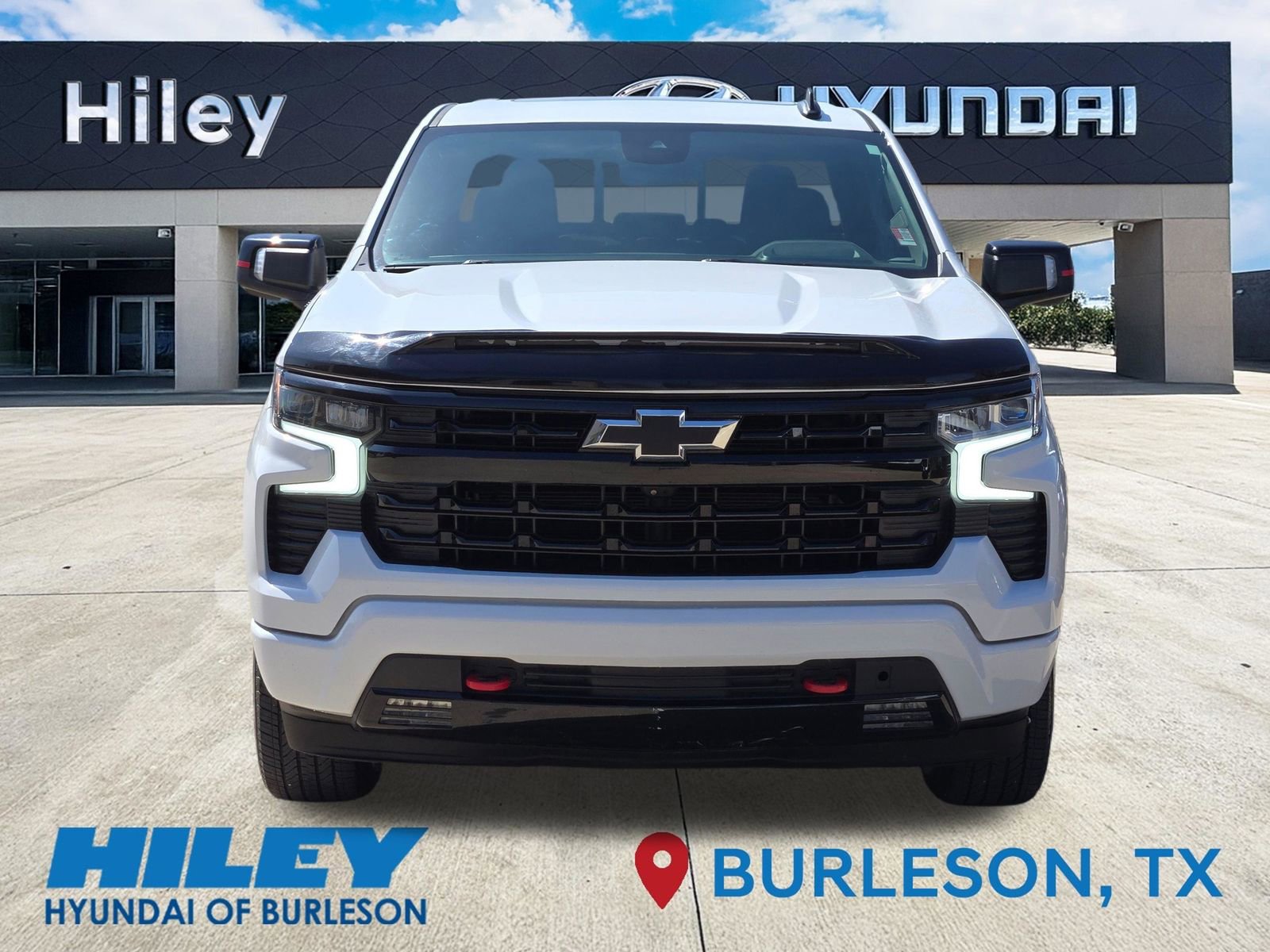 Used 2022 Chevrolet Silverado 1500 RST w/ Redline Edition AWD/4WD image 6