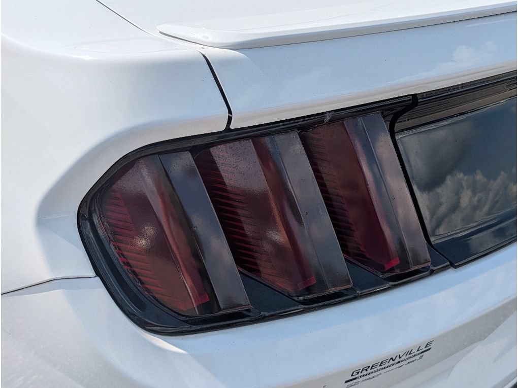 Used 2016 Ford Mustang Coupe w/ Equipment Group 051A RWD image 4