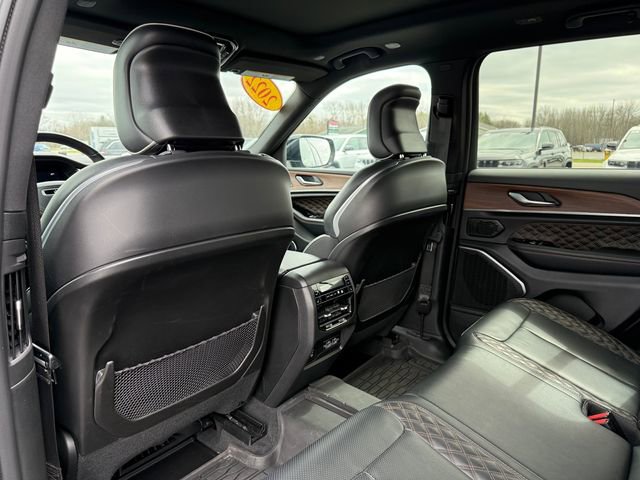Used 2022 Jeep Grand Cherokee Summit image 40