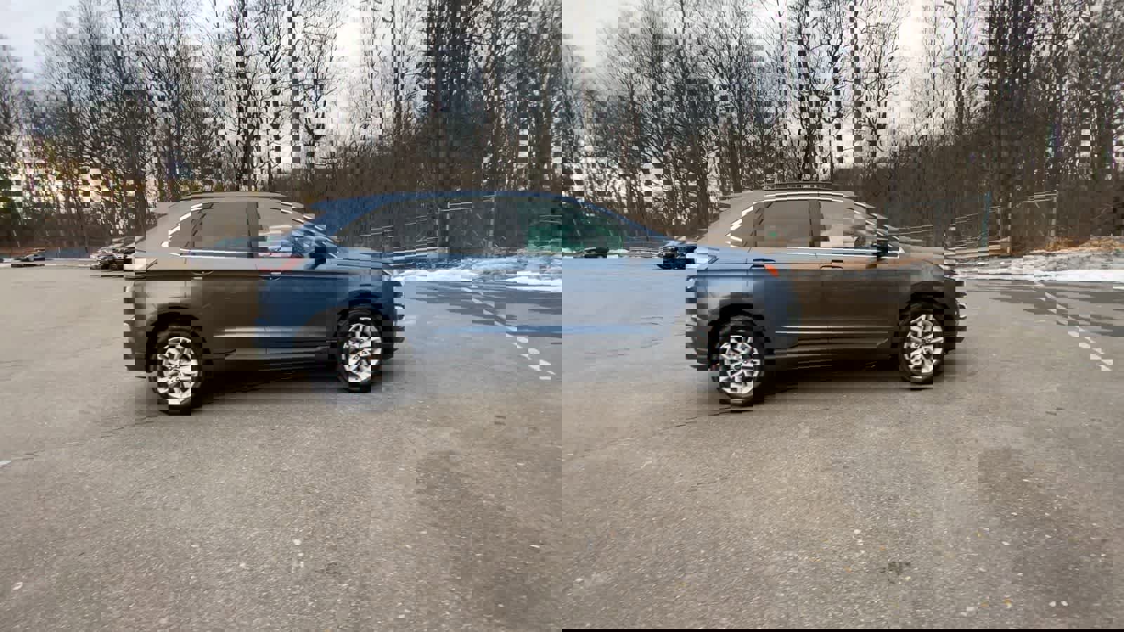 Used 2018 Ford Edge SEL image 12