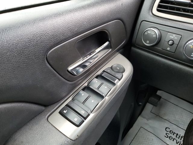 Used 2010 Chevrolet Avalanche LS w/ Exterior Plus Package image 19