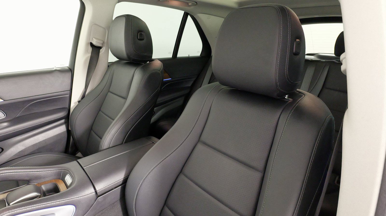 Used 2023 Mercedes-Benz GLE 350 4MATIC image 33