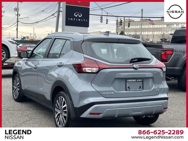 Used 2024 Nissan Kicks SV image 6