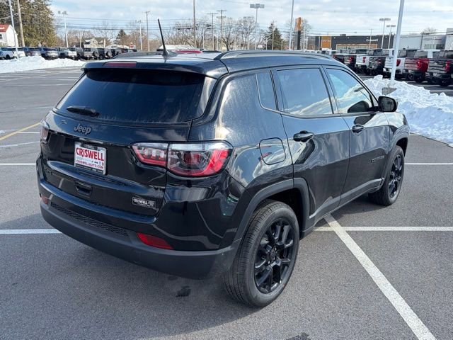 New 2026 Jeep Compass Latitude image 8