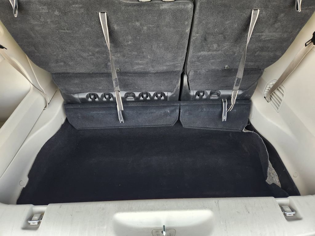 Used 2023 Chrysler Voyager LX image 33