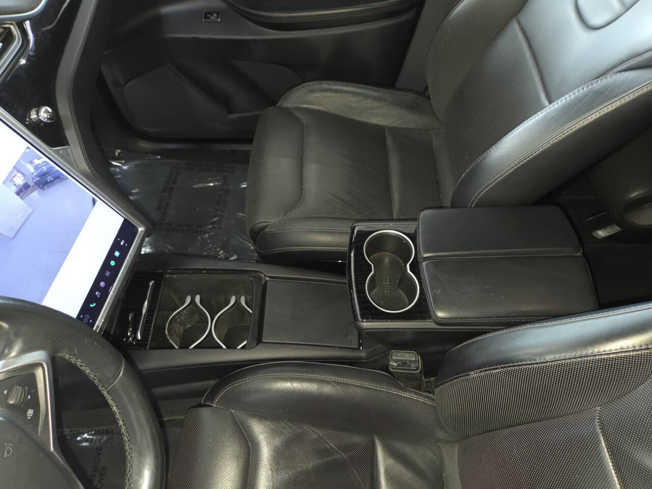 Used 2016 Tesla Model X 90D AWD/4WD image 17