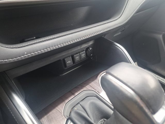 Certified 2020 Toyota Highlander Limited AWD/4WD image 18