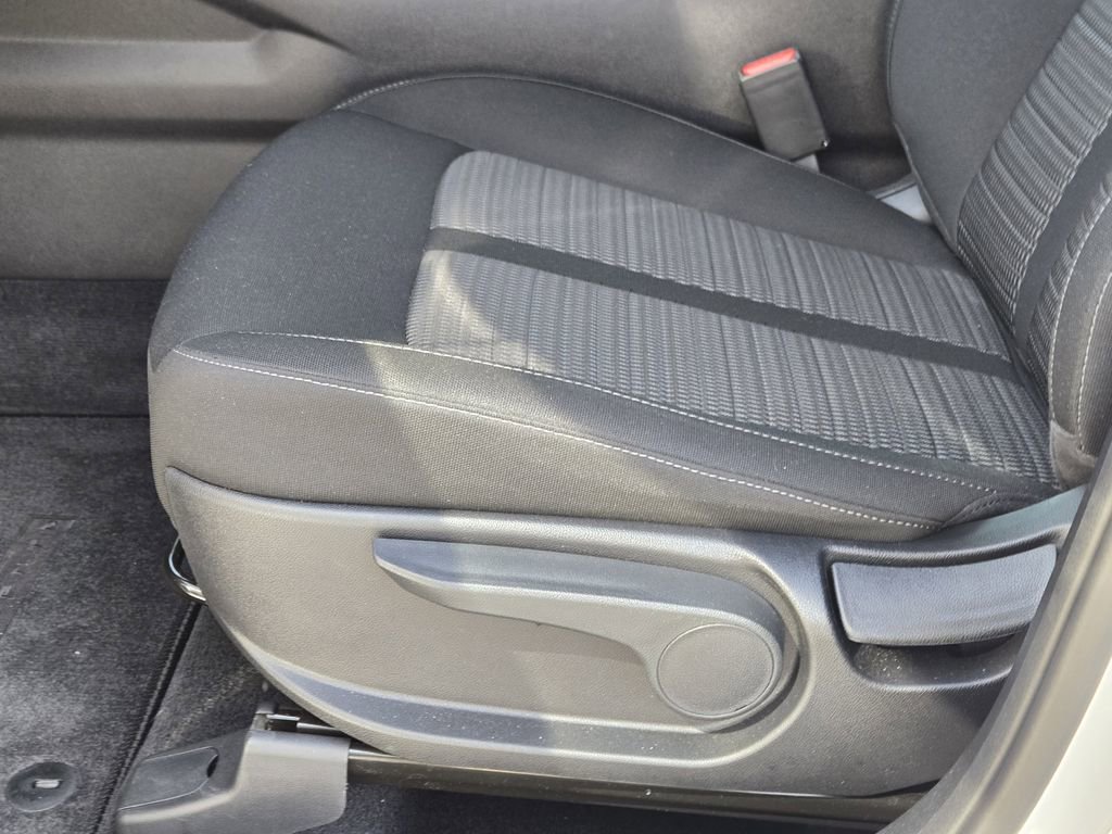 New 2025 Kia Sorento LX FWD image 19