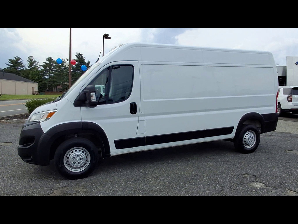 Used 2026 RAM ProMaster 2500 w/ Convenience Group FWD image 4