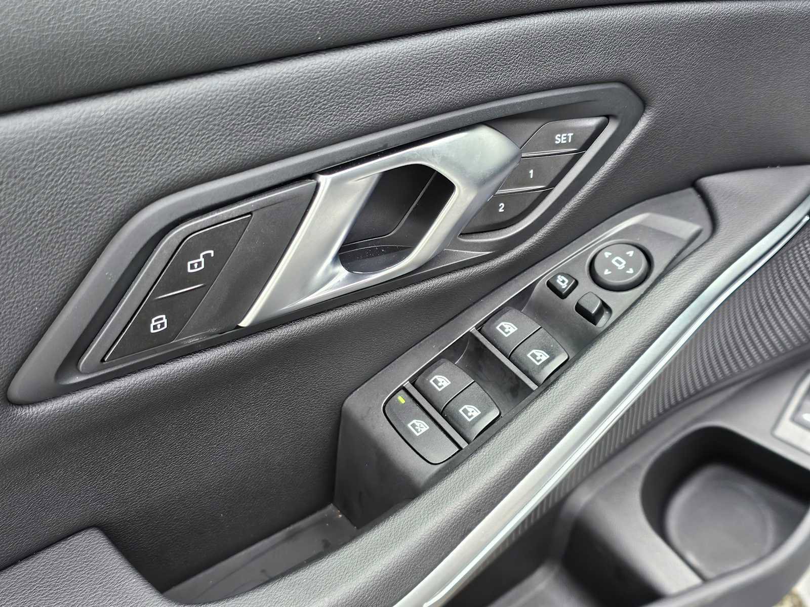 Used 2024 BMW 330i xDrive Sedan w/ Convenience Package image 23