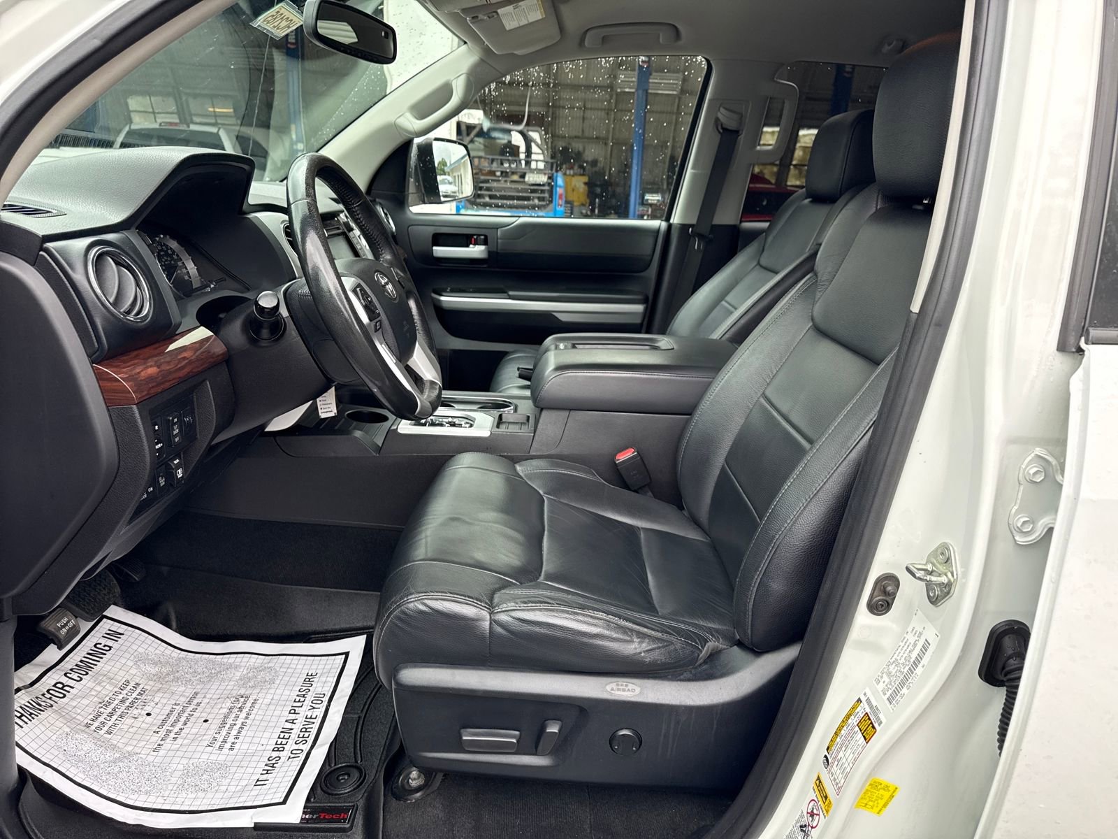 Used 2016 Toyota Tundra Limited w/ Limited Premium Package AWD/4WD image 9