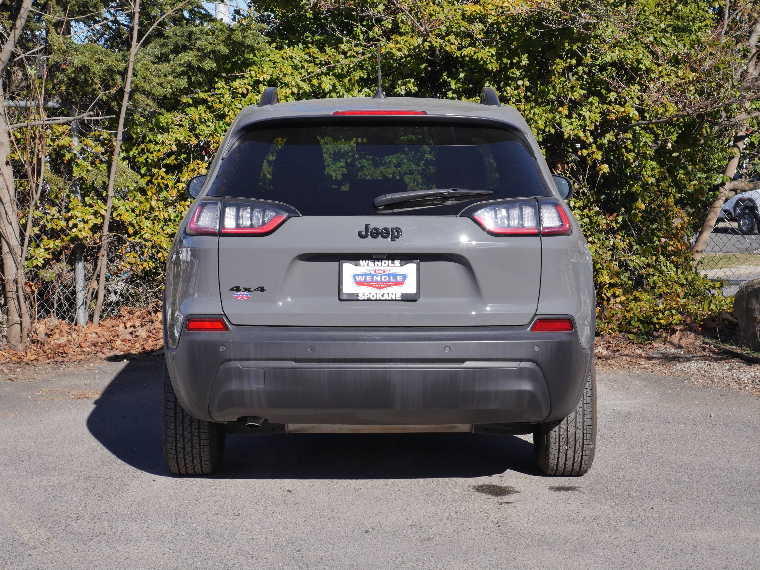 Used 2023 Jeep Cherokee Altitude Lux image 22