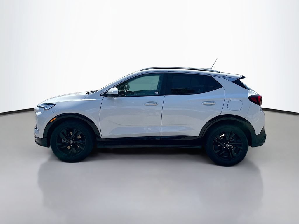 Used 2024 Buick Encore GX Sport Touring FWD image 4