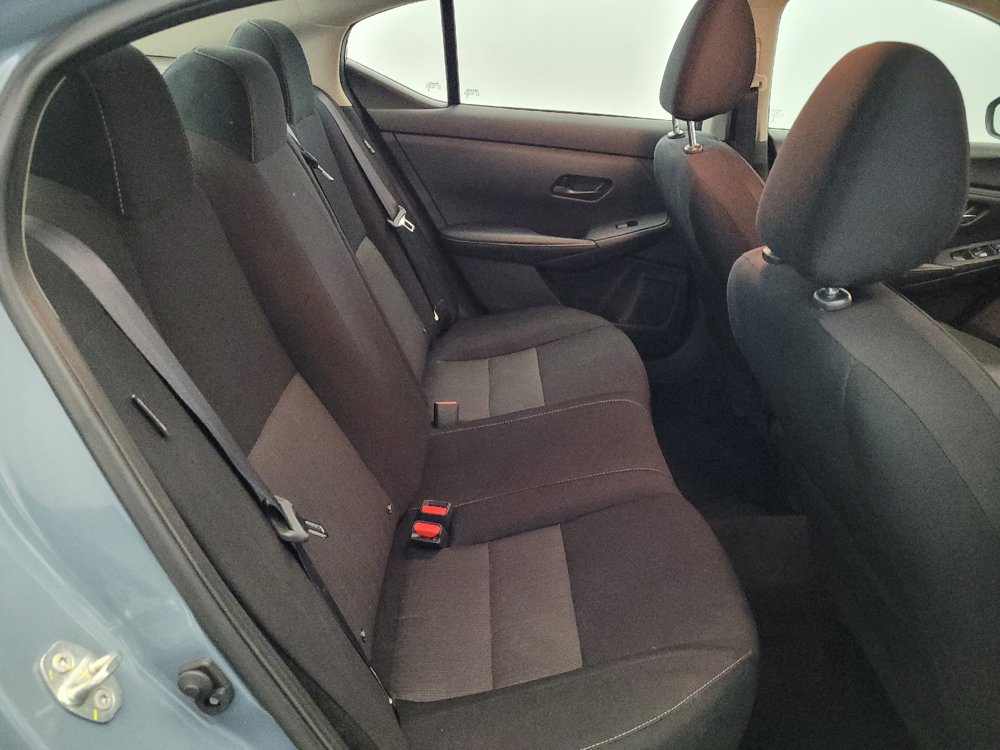 Used 2025 Nissan Sentra SV FWD image 19