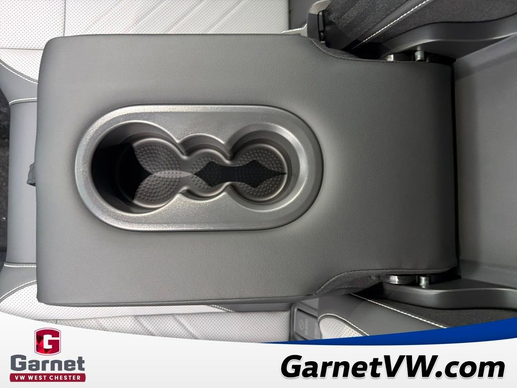 New 2026 Volkswagen Tiguan SE R-Line image 32