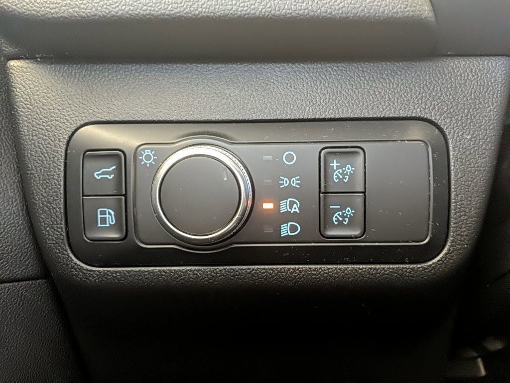 Used 2022 Ford Escape SE w/ Convenience Package image 23