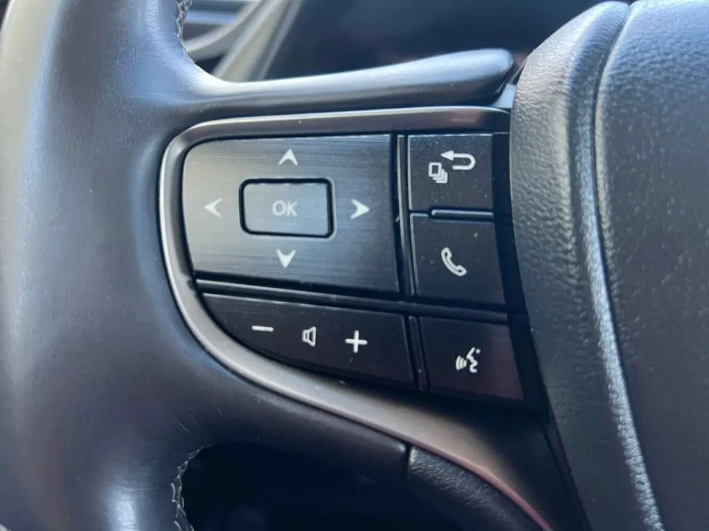 Used 2019 Lexus ES 350 w/ Premium Package FWD image 46