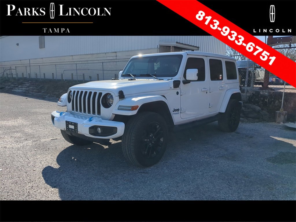 Used 2021 Jeep Wrangler Unlimited Sahara image 3
