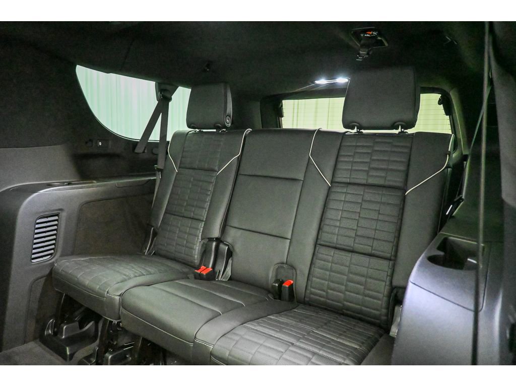 New 2026 Cadillac Escalade ESV Platinum Sport w/ LPO, ONYX Package AWD/4WD image 12