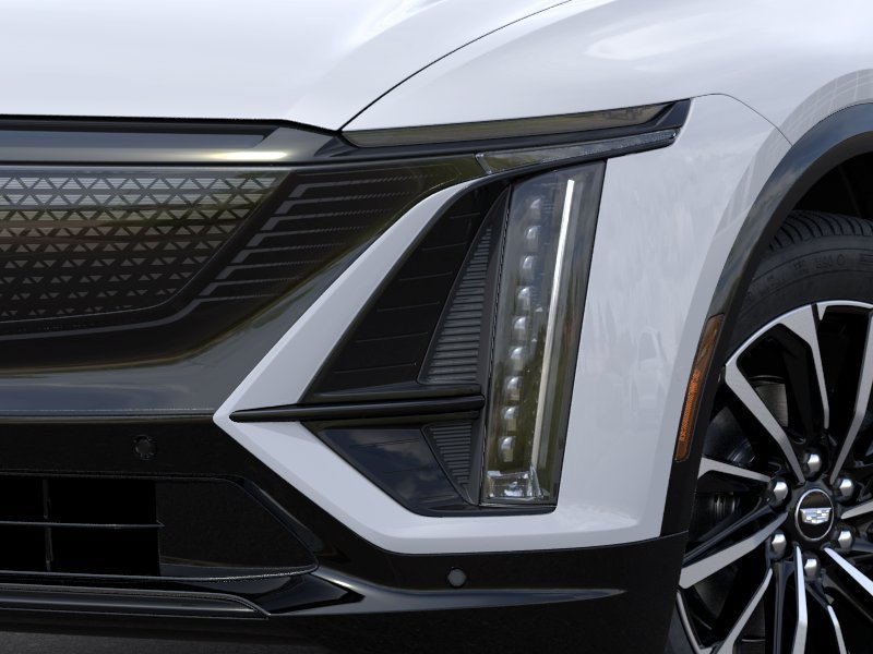 New 2026 Cadillac Lyriq Sport AWD/4WD image 40