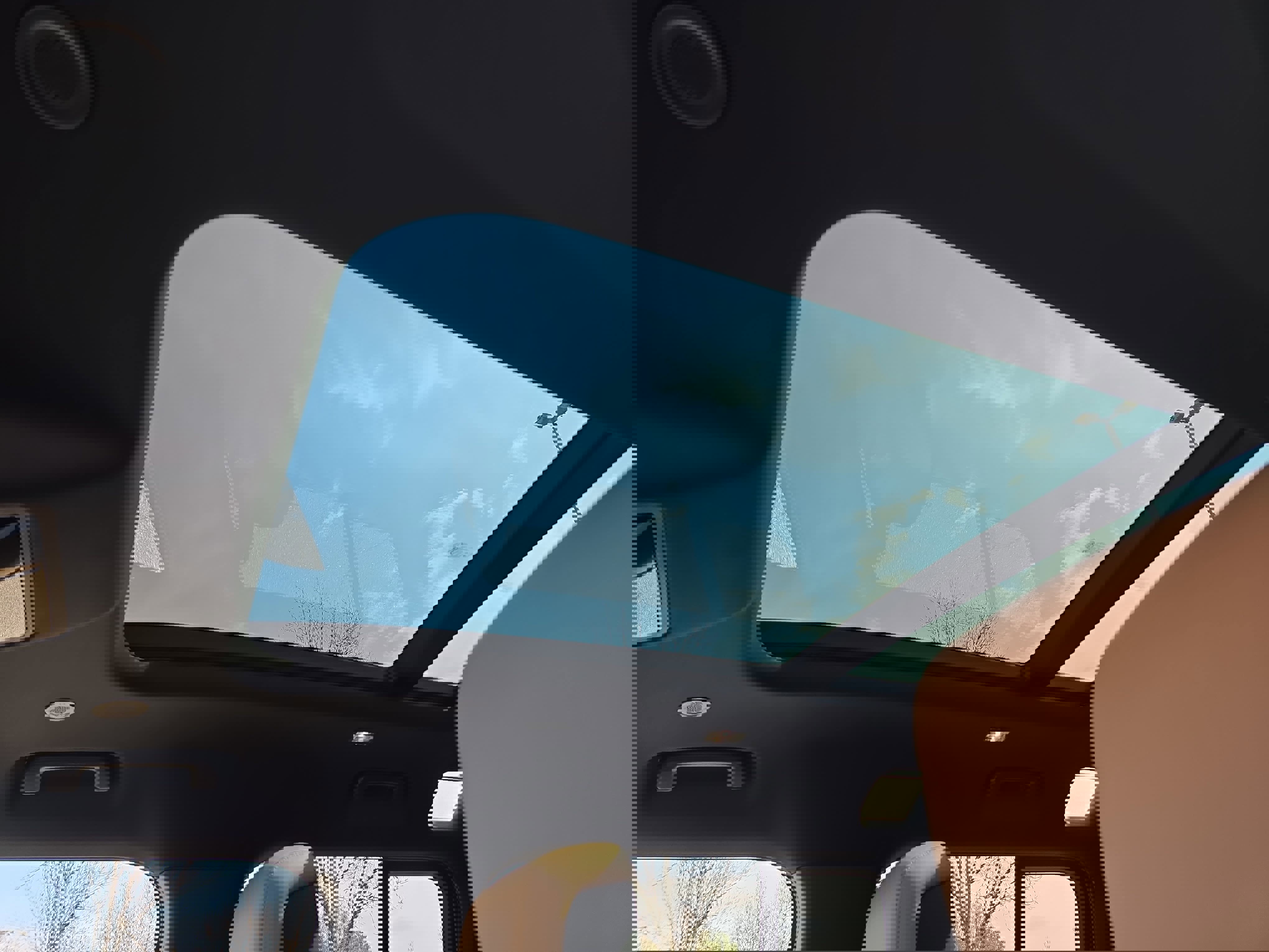 New 2026 Land Rover Defender 110 X-Dynamic SE image 28