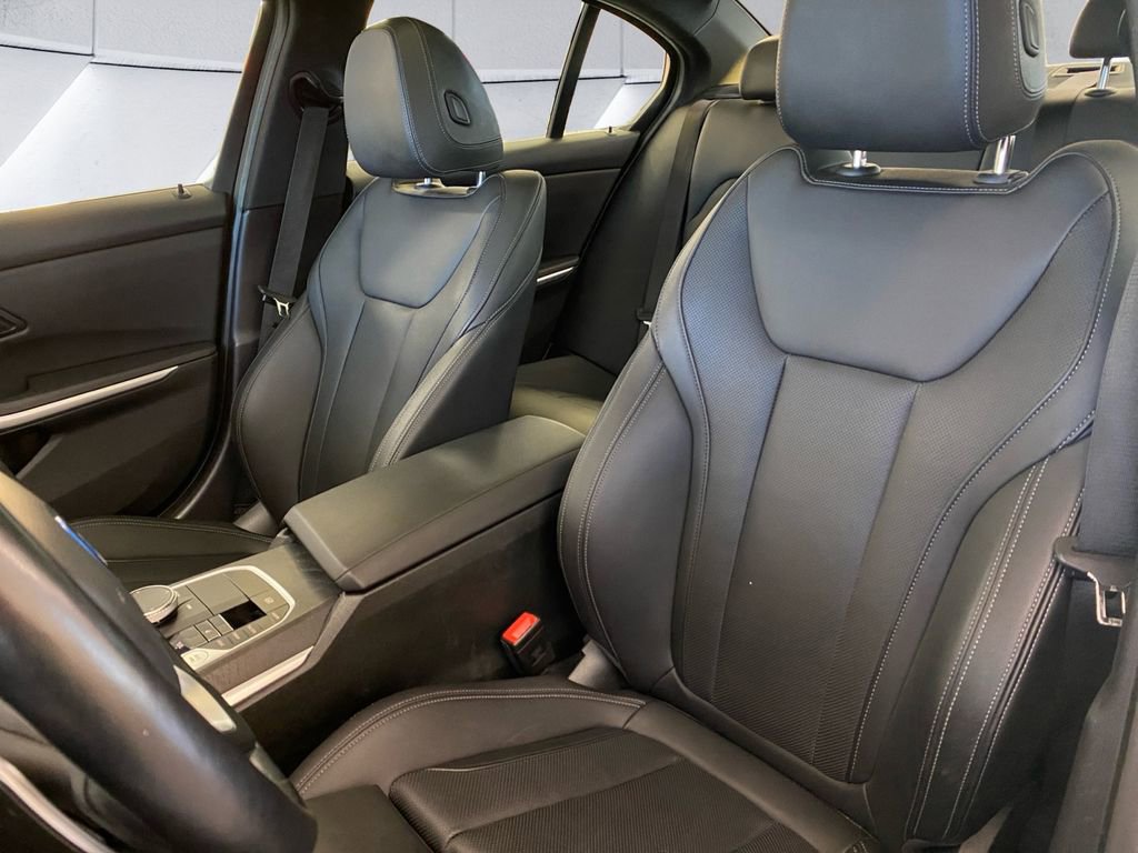 Used 2024 BMW 330e xDrive image 8