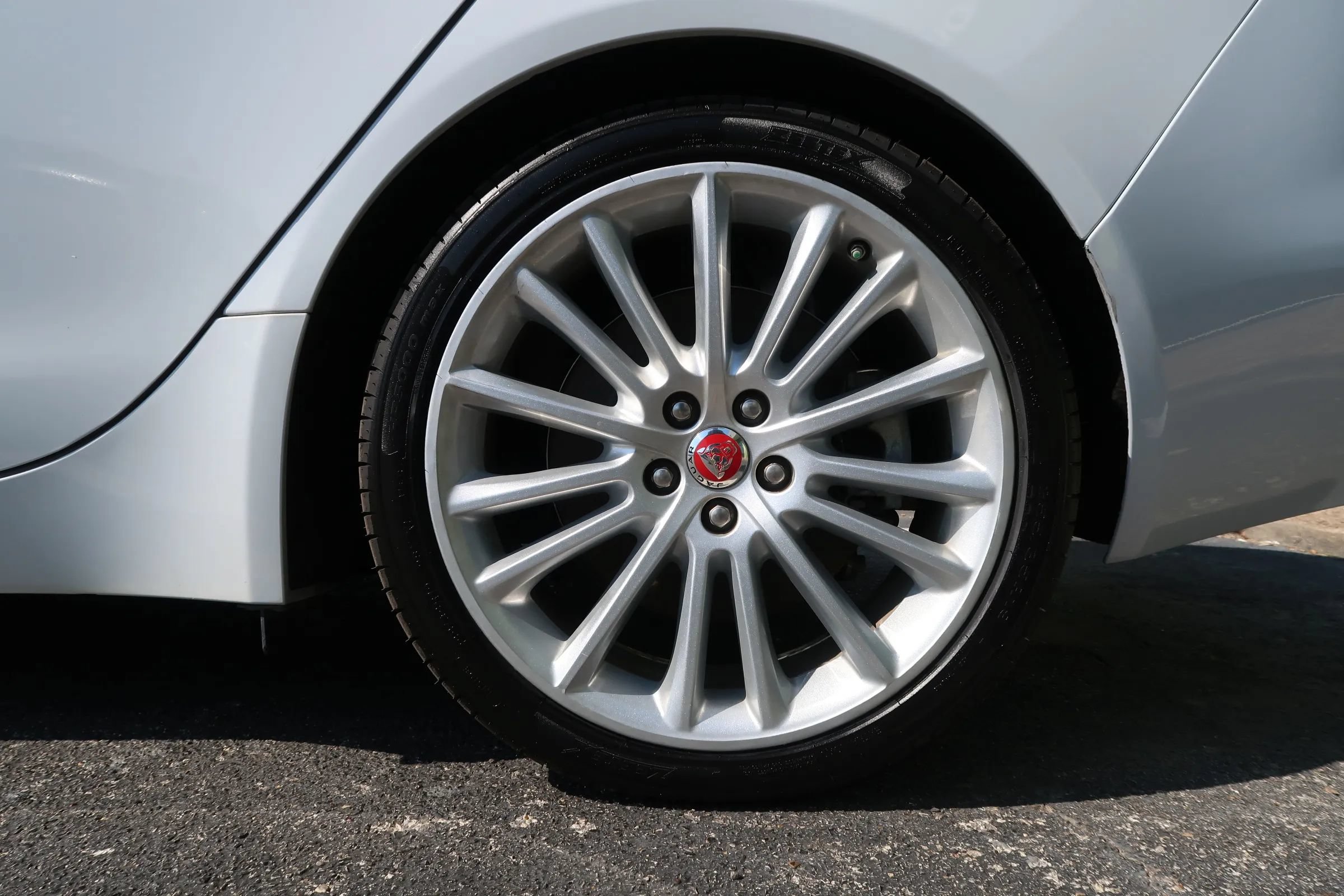 Used 2017 Jaguar XE First Edition RWD image 57