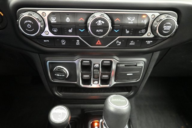 Used 2023 Jeep Gladiator Overland AWD/4WD image 32