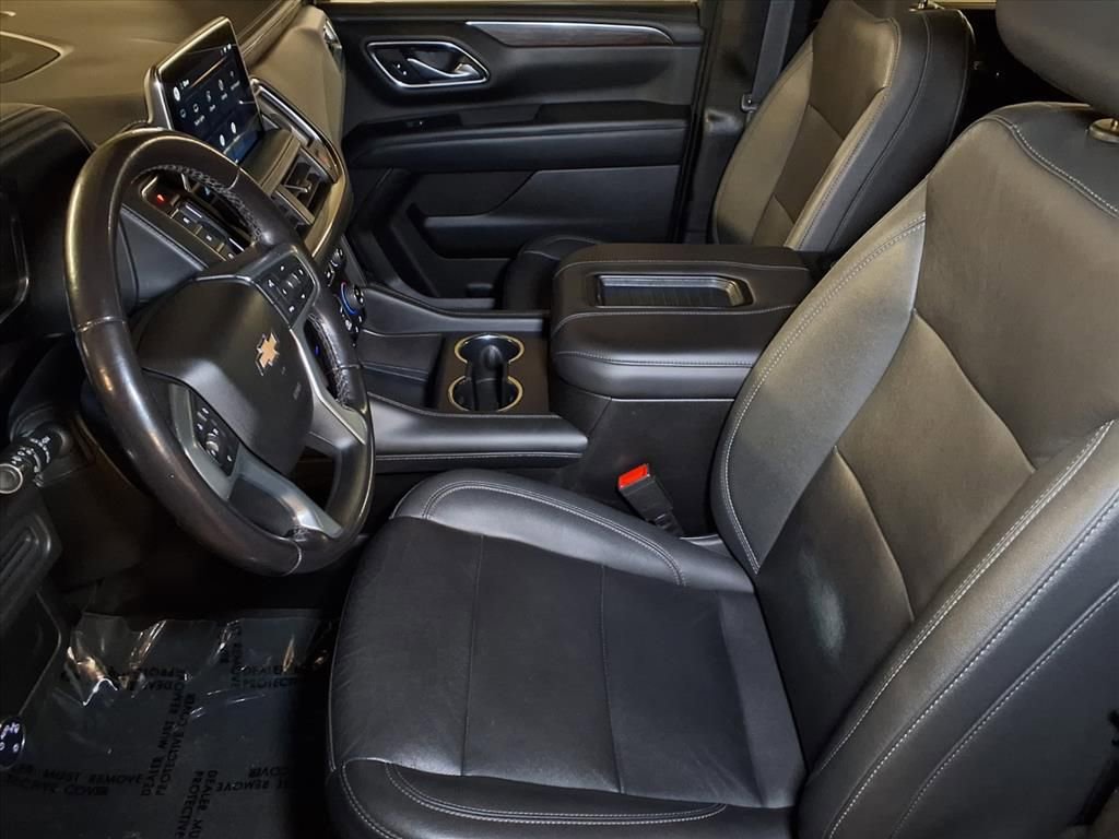 Used 2022 Chevrolet Suburban LT image 12