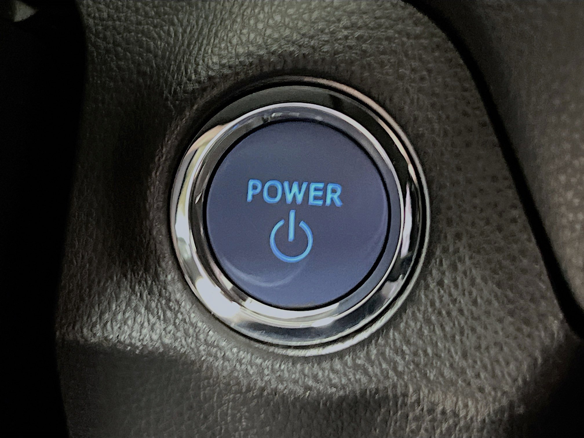 Used 2022 Toyota RAV4 XLE Premium image 23