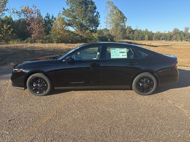 New 2025 Honda Accord SE image 5