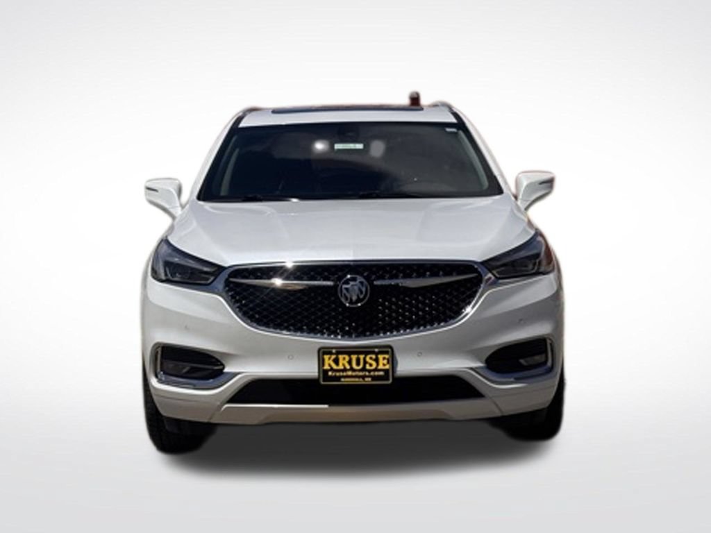 Used 2021 Buick Enclave Avenir w/ Avenir Technology Package AWD/4WD image 43