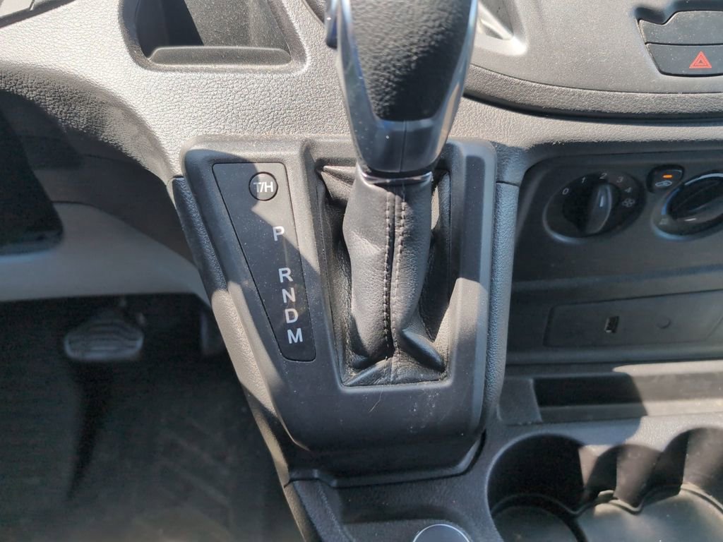 Used 2018 Ford Transit 150 130 Low Roof RWD image 15
