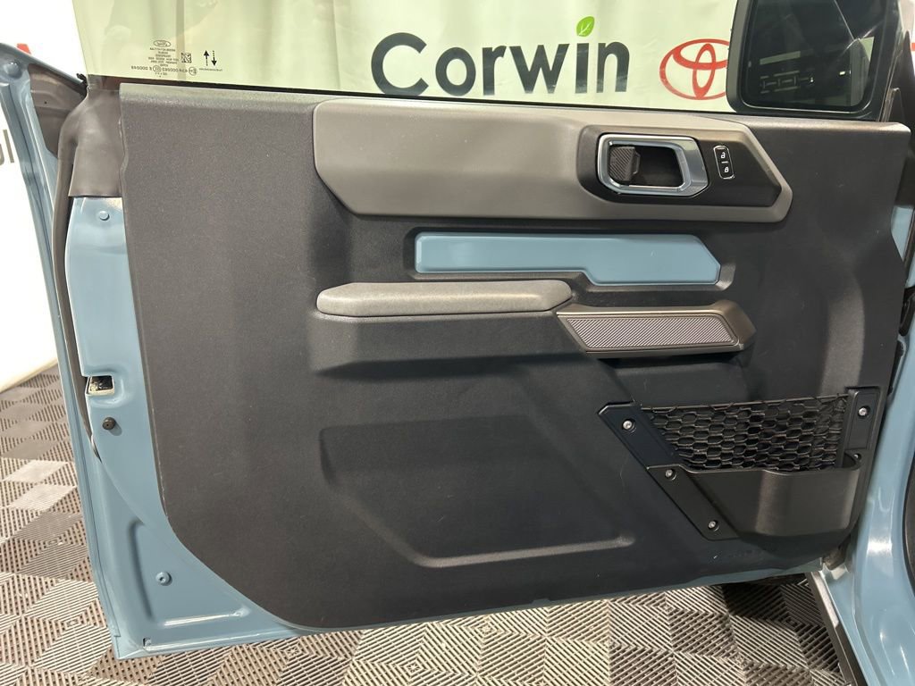 Used 2023 Ford Bronco Black Diamond image 17