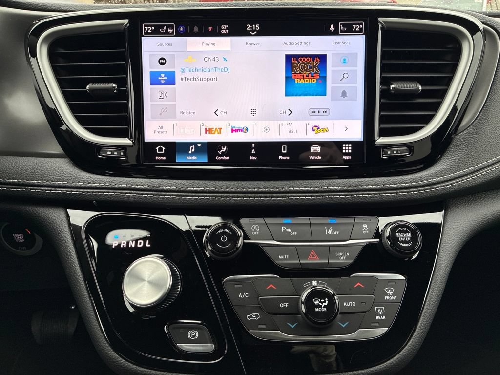 New 2026 Chrysler Pacifica Select AWD/4WD image 19