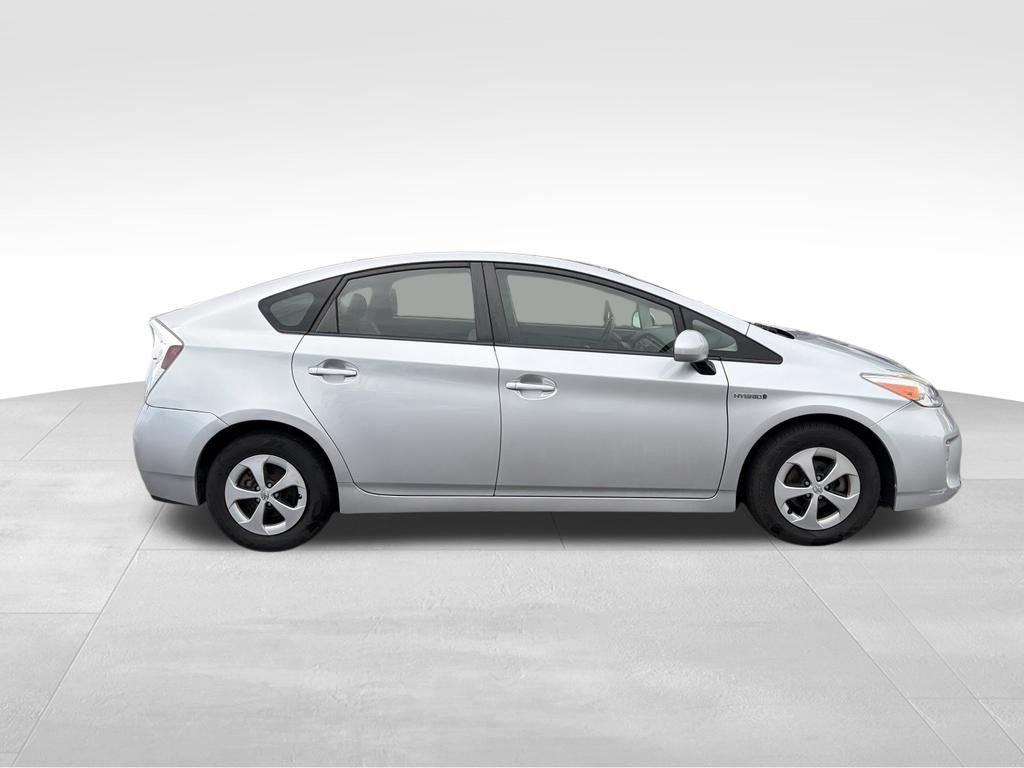 Used 2015 Toyota Prius Two FWD image 8