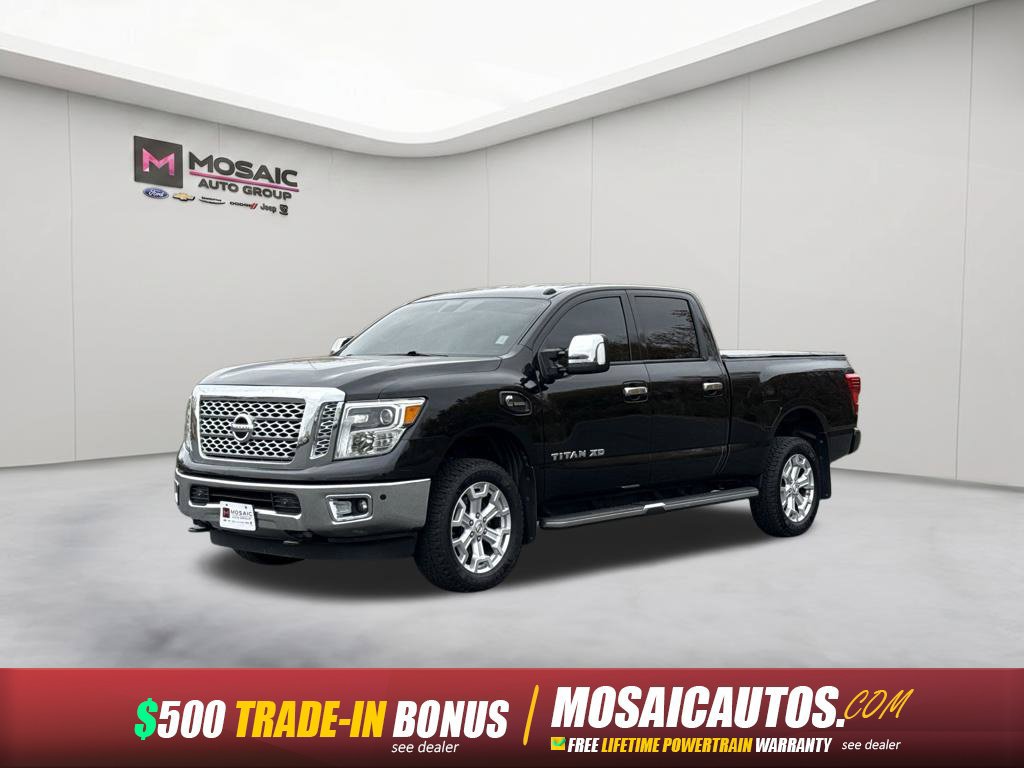 Used 2017 Nissan Titan SL AWD/4WD image 3