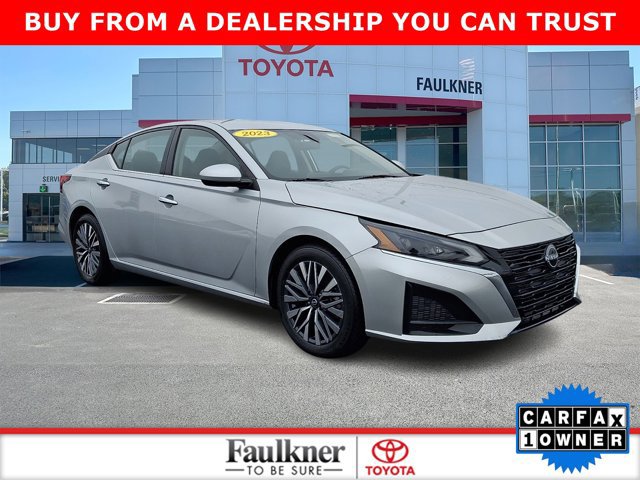 Used 2023 Nissan Altima 2.5 SV