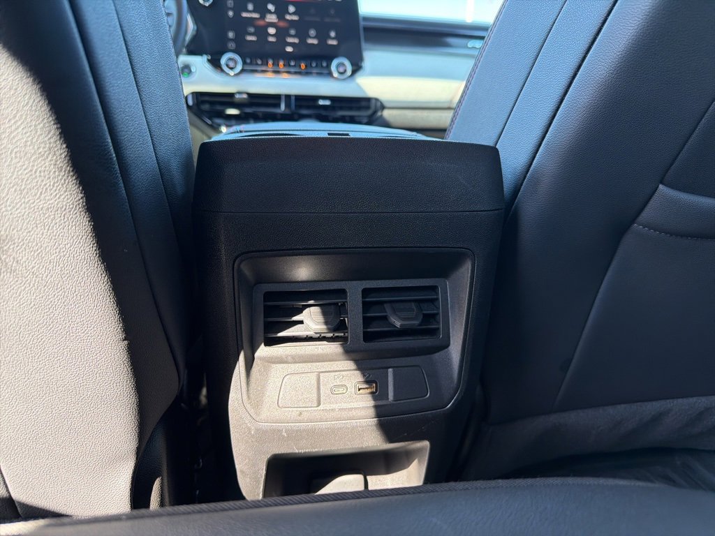 Used 2024 GMC Canyon AT4X image 38