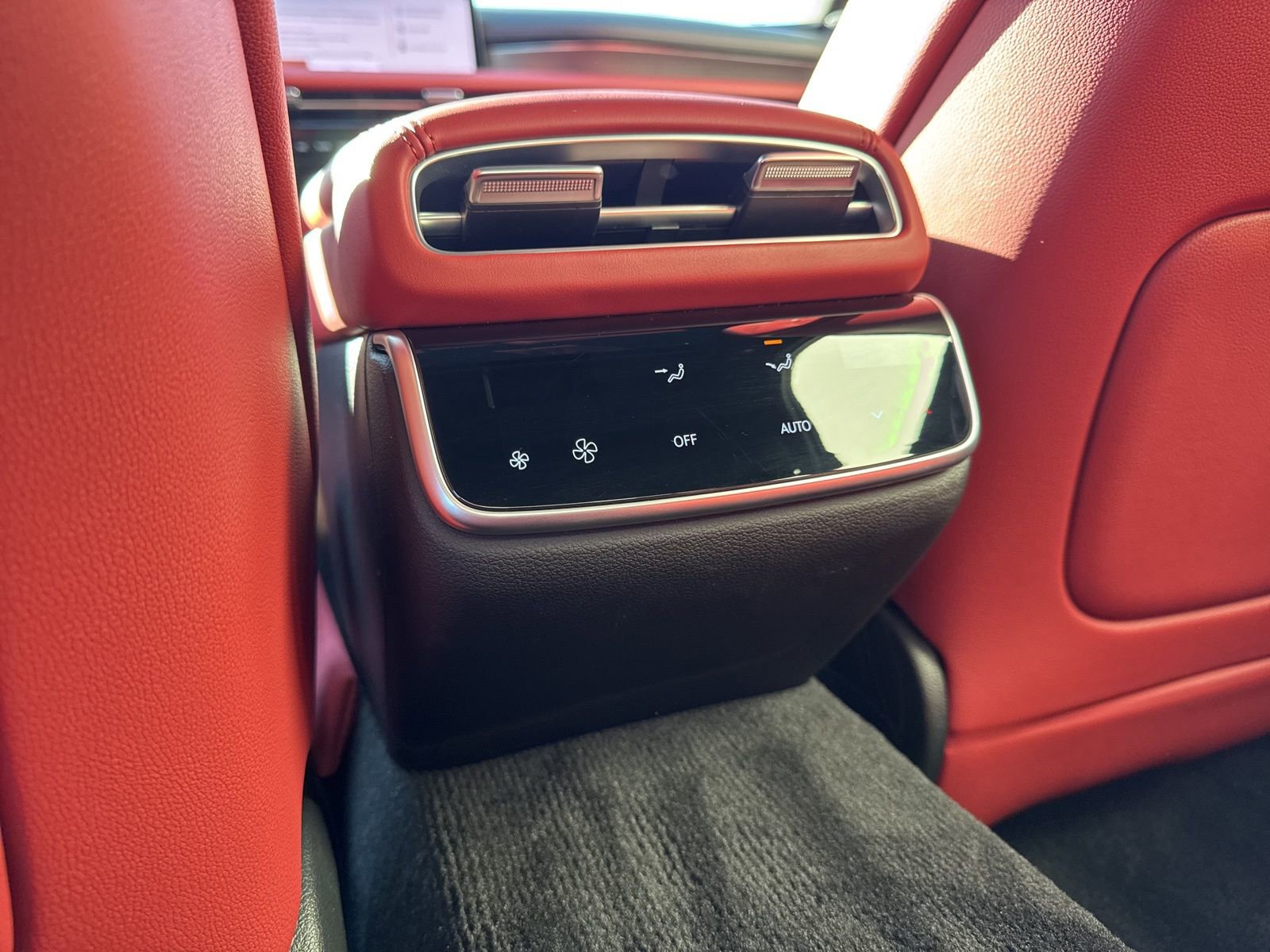 Used 2025 Genesis G80 2.5T Sport Prestige image 15