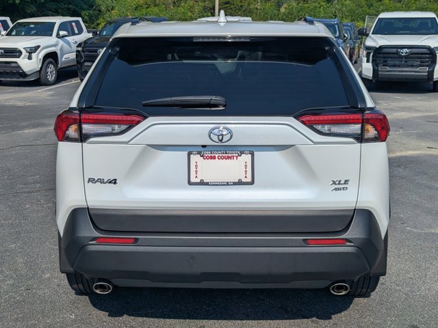 Used 2024 Toyota RAV4 XLE Premium image 6