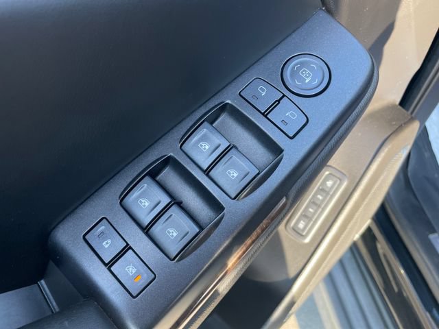 Used 2016 Chevrolet Tahoe LT AWD/4WD image 21