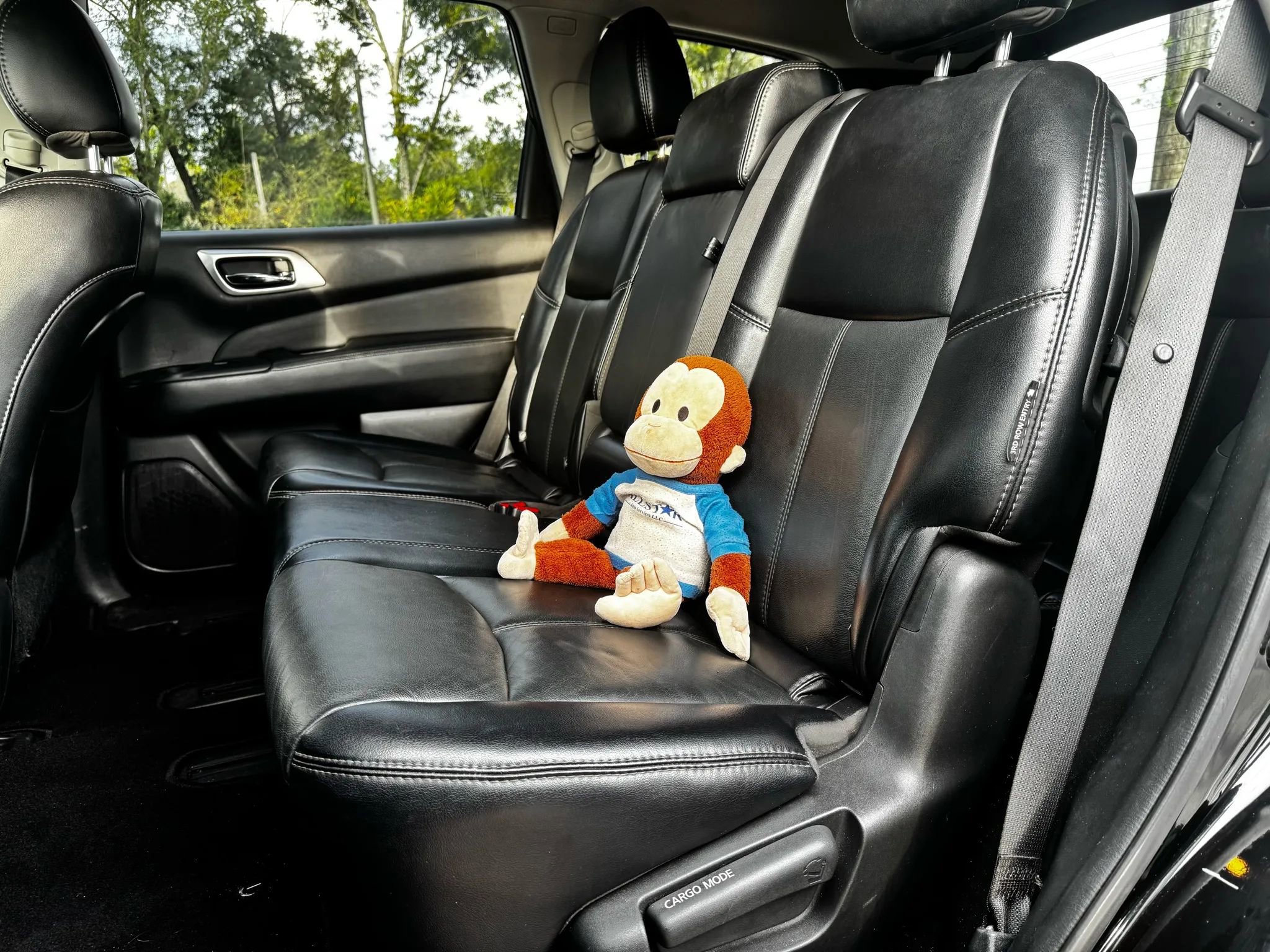 Used 2020 Nissan Pathfinder SL image 11