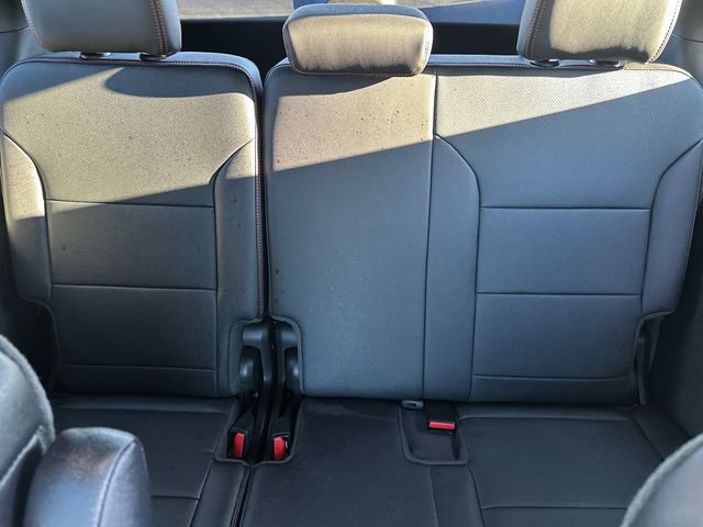 Used 2025 Chevrolet Traverse RS w/ LPO, Floor Liner Package image 22