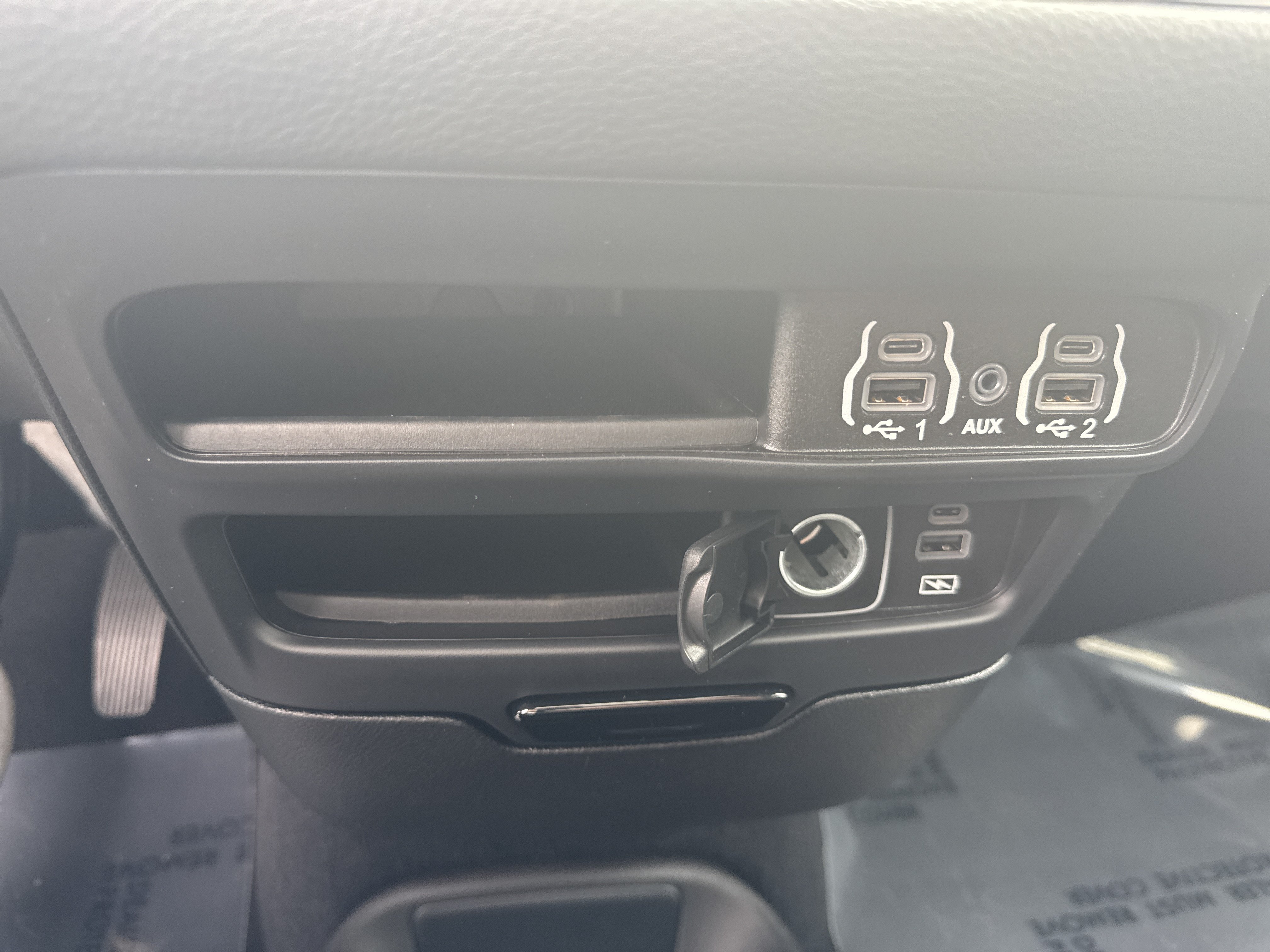 Used 2022 Chrysler Pacifica Touring-L w/ S Appearance Package AWD/4WD image 25