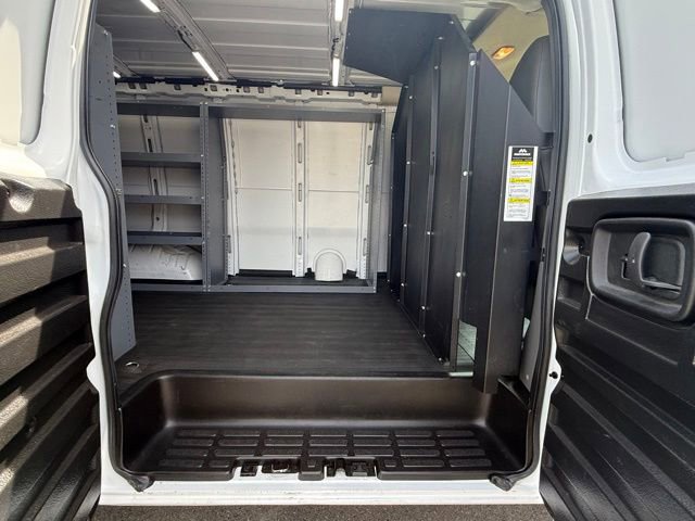 Used 2021 Chevrolet Express 2500 w/ Driver Convenience Package RWD image 28