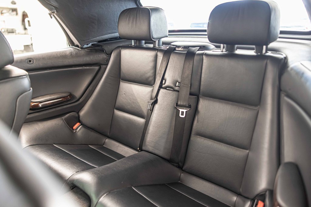 Used 2001 BMW 330Ci Convertible image 21