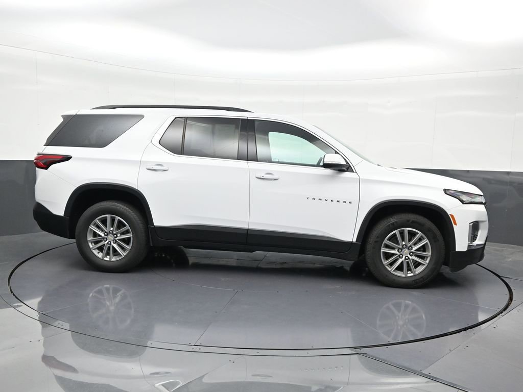 Used 2023 Chevrolet Traverse LT image 7